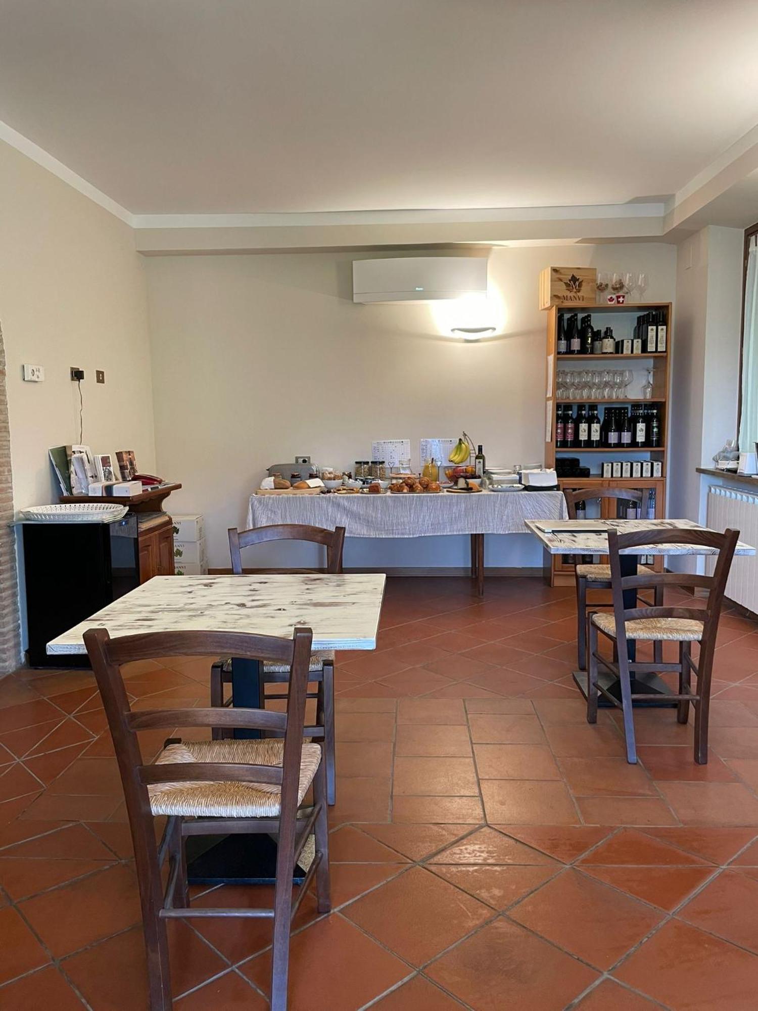 The Grapevine By Manvi Bed & Breakfast Montepulciano Exterior photo