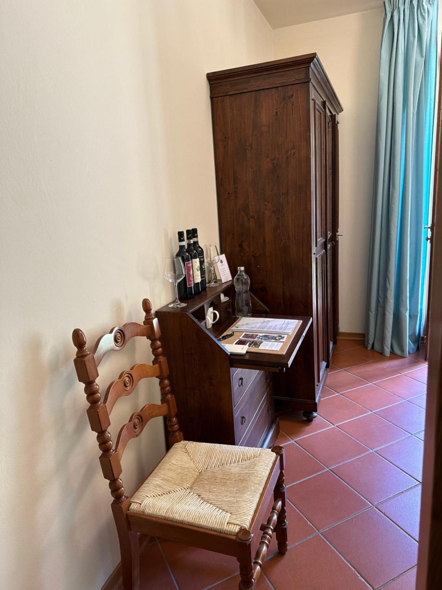 The Grapevine By Manvi Bed & Breakfast Montepulciano Exterior photo