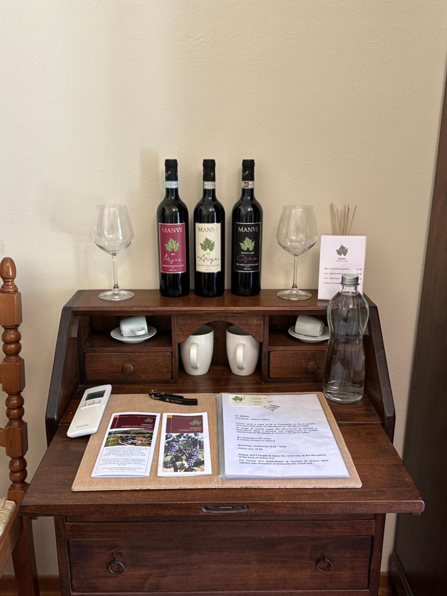 The Grapevine By Manvi Bed & Breakfast Montepulciano Exterior photo