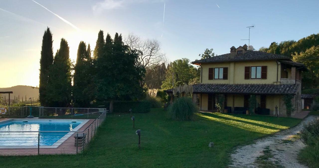 The Grapevine By Manvi Bed & Breakfast Montepulciano Exterior photo